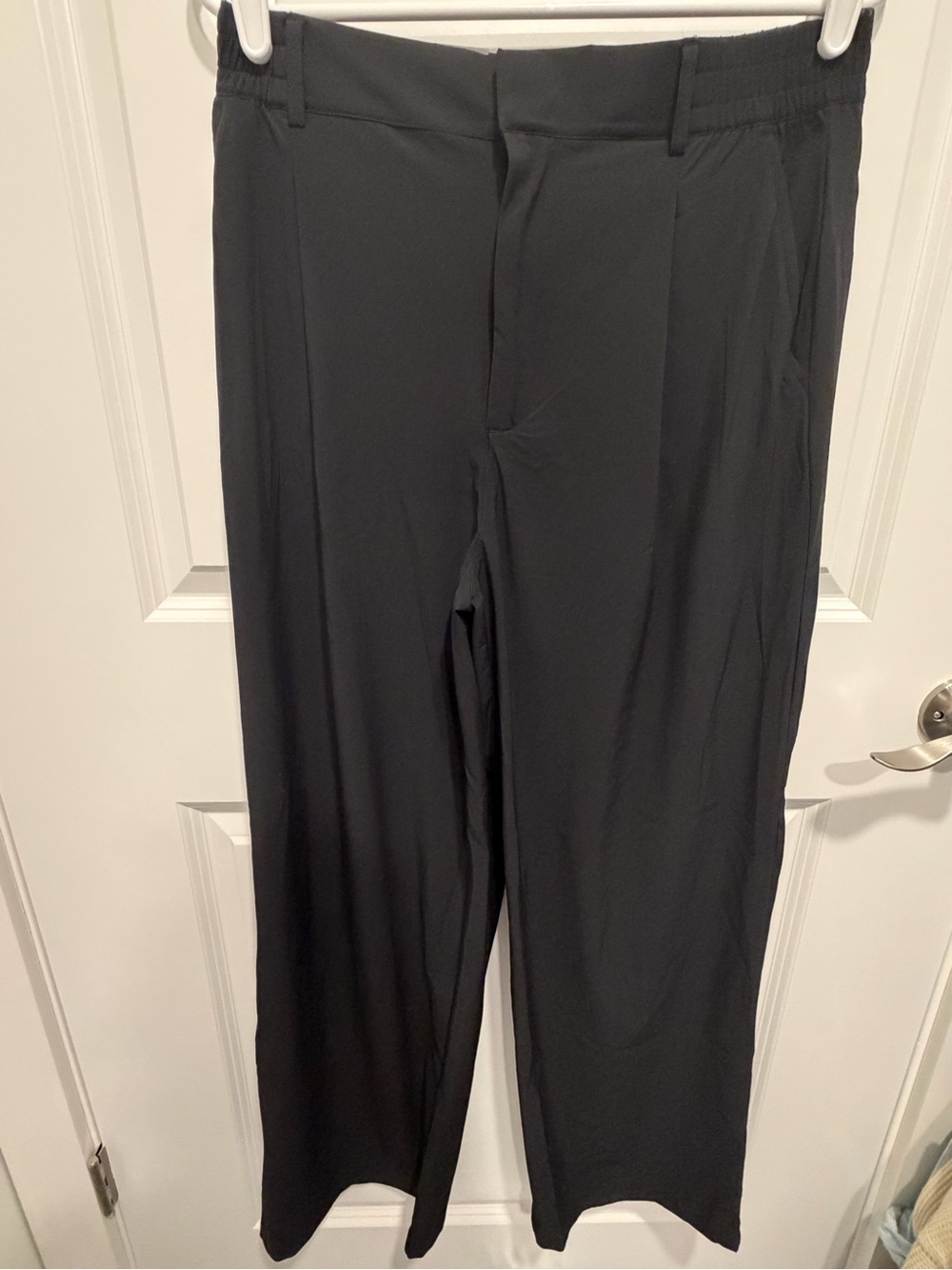 GapFit High Rise Runaround Trousers Black M NWT Stretch Travel Pants